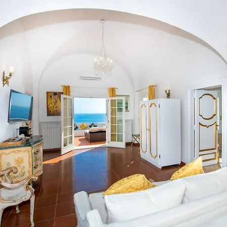 La Casa Di Peppe ベッド・アンド・ブレックファスト 4*