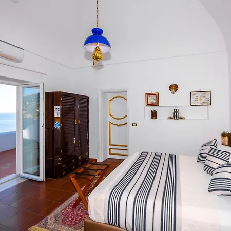 ベッド・アンド・ブレックファスト La Casa Di Peppe 4*