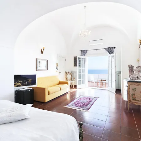 La Casa Di Peppe Guest House&villa Bed & Breakfast 4*