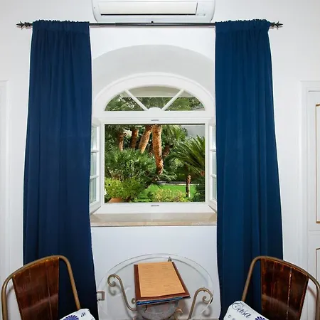 La Casa Di Peppe Guest House&villa Bed & Breakfast 4*
