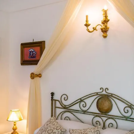 La Casa Di Peppe Guest House&villa 4*