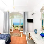Bed & Breakfast La Casa Di Peppe & 4*