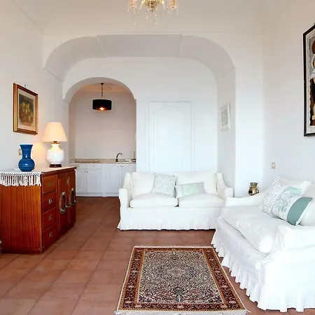 La Casa Di Peppe & Bed & Breakfast 2*