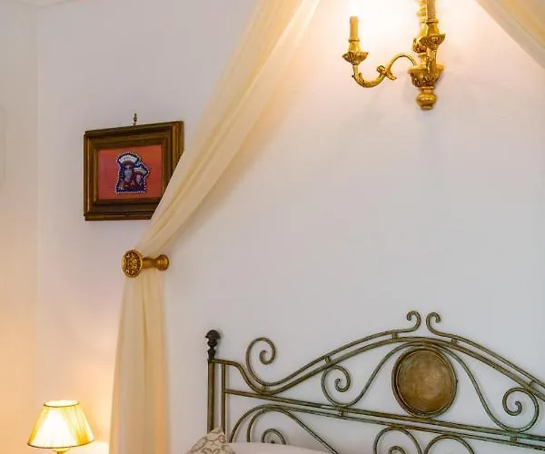 La Casa Di Peppe Guest House&villa 4*